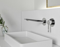 Steinberg 260 wall-mounted washbasin single lever mixer